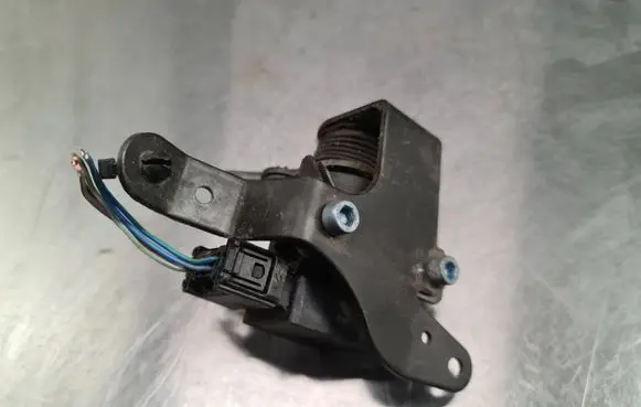 Mercedes-Benz C W203 Throttle position sensor A012542 3317