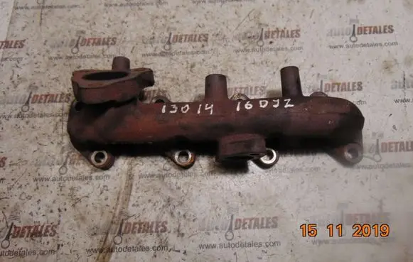Hyundai i30 Exhaust manifold