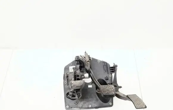 Mercedes-Benz Vaneo W414 Pedal assembly A1682900549 A1682902601 A1682900416