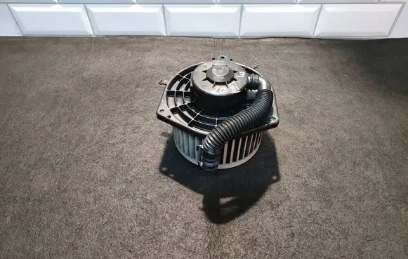 Renault Laguna III Heater fan/blower 3400004 070810