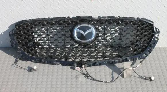 Mazda CX-30 Front bumper upper radiator grill ATRAPADFR750711 DFR750711 DMSW67A10A