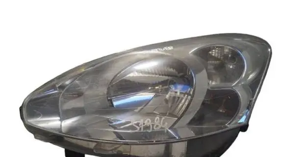 Peugeot Partner Headlight/headlamp 9677202280