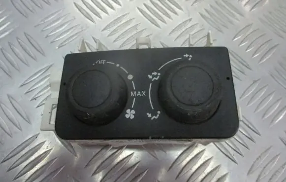 Renault Vel Satis Interior fan control switch 