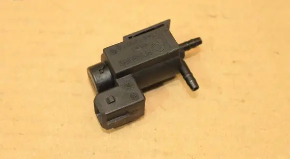 BMW X5 E53 Turbo solenoid valve 1742712