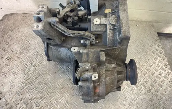 Volkswagen Golf Plus Manual 5 speed gearbox LHW