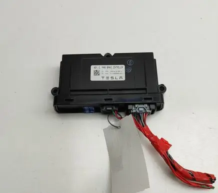 Tesla Model S Rear brake EMF control unit/module 100761800J