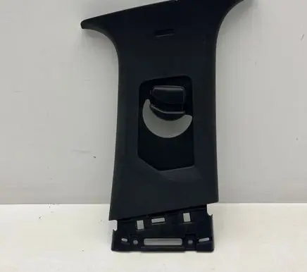 Peugeot 5008 (B) pillar trim (top) 9833349477 9833348977
