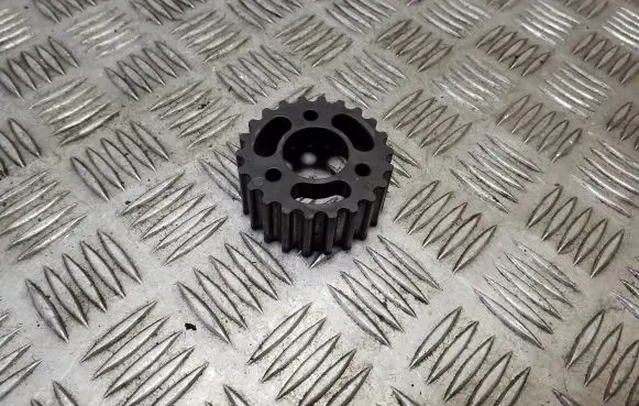 Audi A3 S3 8P Fuel pump gear (pulley) 03L130111E