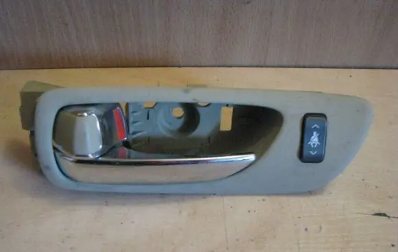 Mercedes-Benz CL C215 Front door interior handle A1687600261