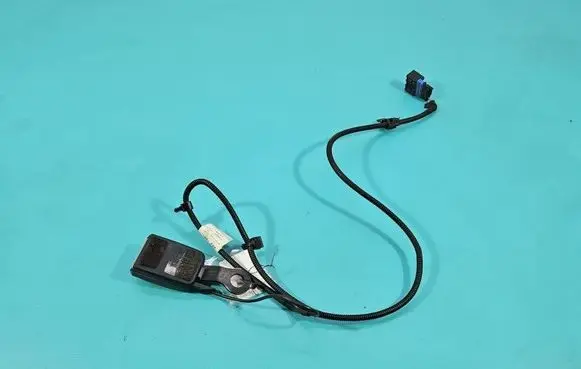 Renault Master III Front seatbelt IMPRK1531159