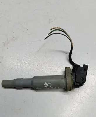 High voltage ignition coil