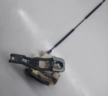 Seat Altea XL Front door lock 1P1837015B
