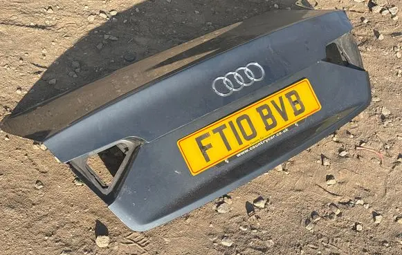 Audi A5 8T 8F Tailgate/trunk/boot lid 00813008
