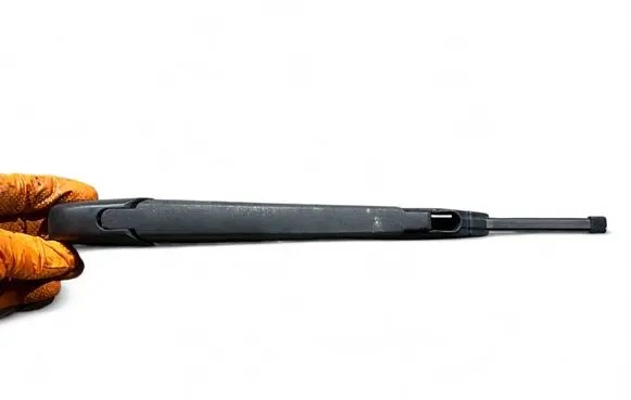 Rear wiper blade arm