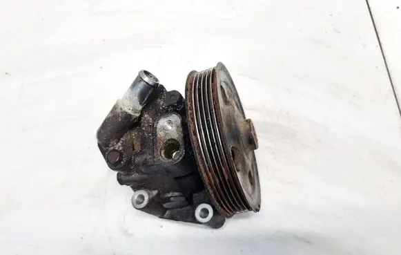 Ford Mondeo MK IV Power steering pump