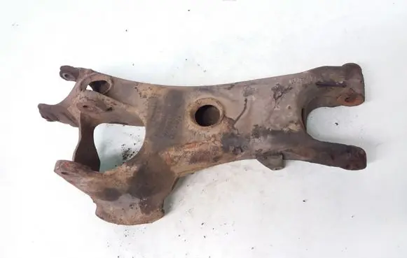 Volvo XC90 Rear upper control arm/wishbone 8666345