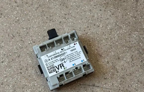 Mercedes-Benz E W238 Door control unit/module A2139002422