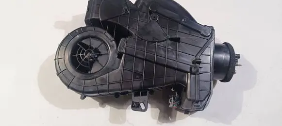 Dodge Durango III Interior heater climate box assembly 68186198AD