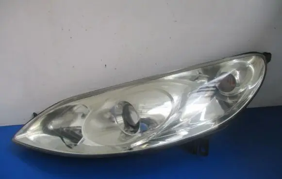Peugeot 407 Headlight/headlamp