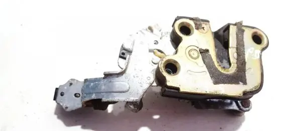 Opel Monterey Front door lock