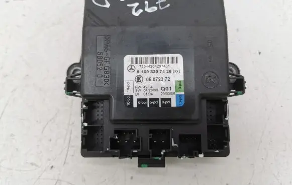 Mercedes-Benz B W245 Door control unit/module A1698207426