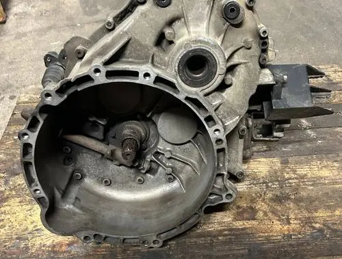 Mini One - Cooper R50 - 53 Manual 5 speed gearbox 2850029310