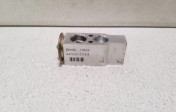 Toyota Corolla E210 E21 Air conditioning (A/C) expansion valve 4475005940
