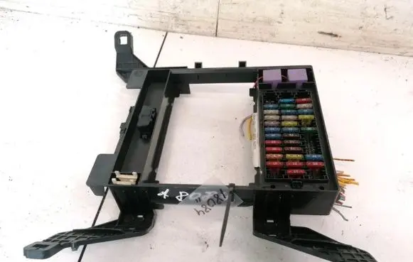 Renault Espace III Fuse box set 6025310930