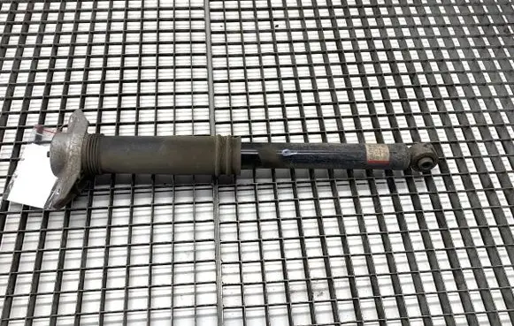 Nissan Qashqai J12 Rear shock absorber/damper 562106UA1B