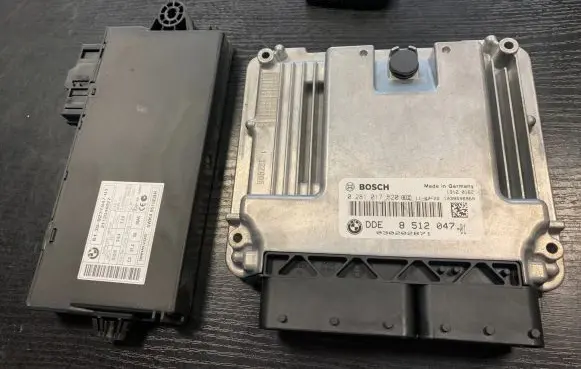 Engine ECU kit and lock set