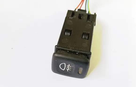 Fog light switch
