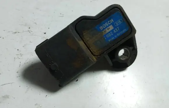 Opel Vectra C Air pressure sensor 0281002437