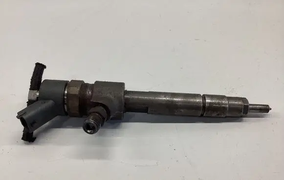 Opel Zafira B Fuel injector 0445110165