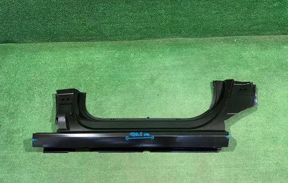 Opel Astra L Sill 1681968480