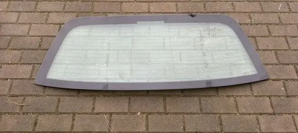 Dodge Challenger Rear windscreen/windshield window 