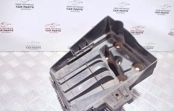 Jeep Patriot Battery tray 05115730AA 37983A