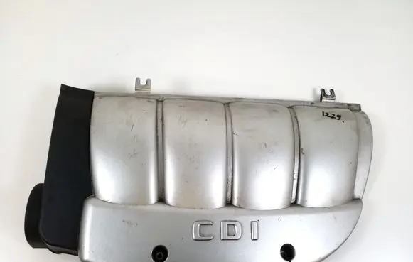 Mercedes-Benz C W203 Engine cover (trim) A6110101167