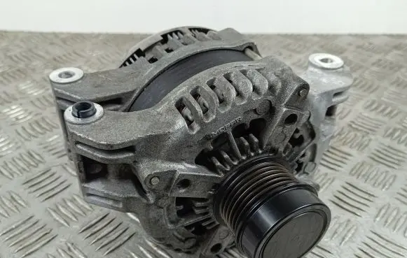Jeep Grand Cherokee WL Generator/alternator P56029710AB