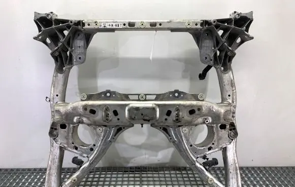 BMW 5 G30 G31 G38 Front subframe 6861106