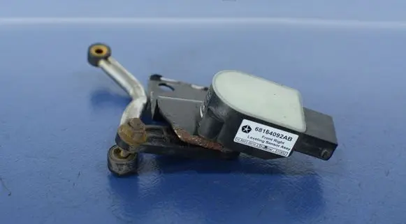 Jeep Grand Cherokee Headlight ballast module Xenon 68164092AB
