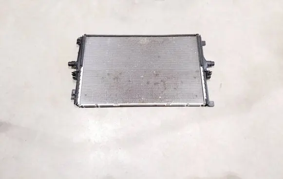 Coolant radiator