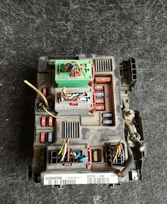 Citroen Berlingo Fuse box set T118470002I