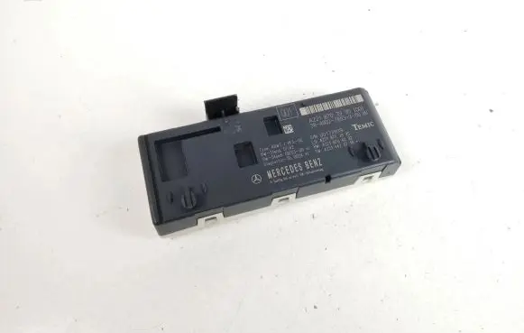 Mercedes-Benz S W221 Tailgate/trunk control unit/module A2218703995 A2218704092