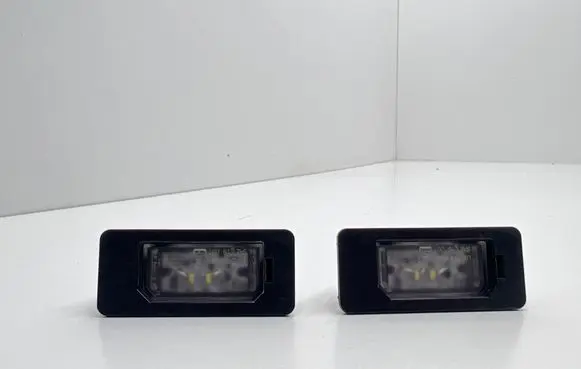 BMW 2 F44 Number plate light 9481841 23432072305