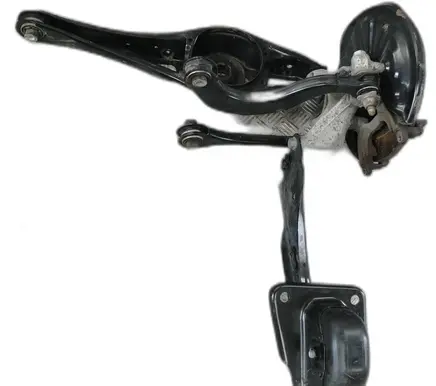 Rear wheel hub