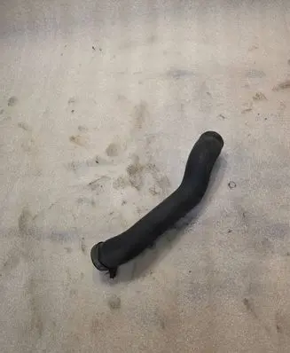 Volvo XC90 Engine coolant pipe/hose 0863406