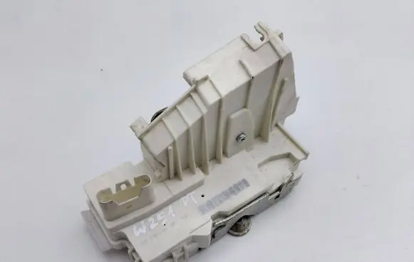 Mercedes-Benz R W251 Rear door lock 1697302235