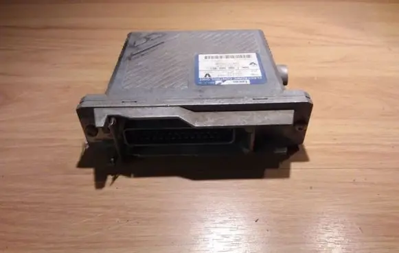 Volvo S40, V40 Engine control unit/module R04080002D