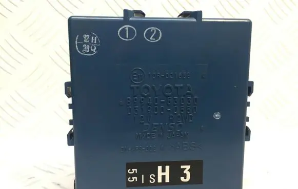 Lexus IS 220D-250-350 Light module LCM 8994053030