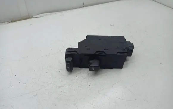 Volvo XC90 Electric window control switch 30658147